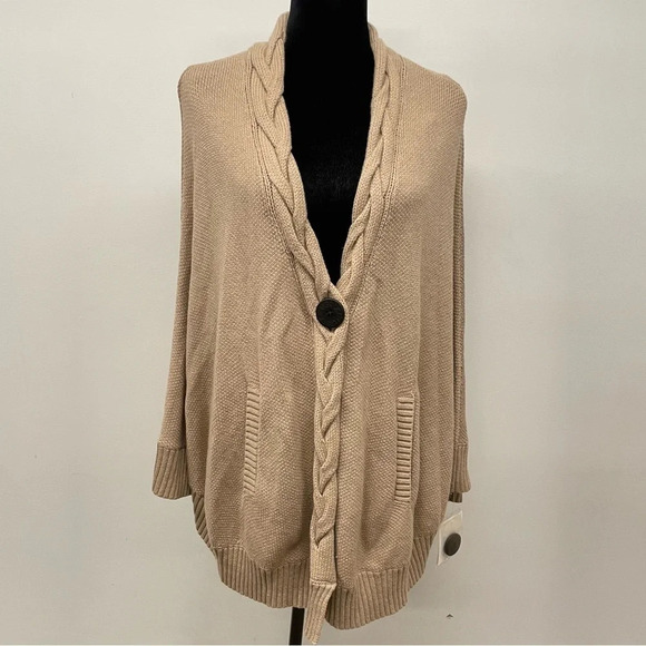 NWT UGG Anjeline Knit Cape Cable Sweater XS/S - Picture 2 of 13